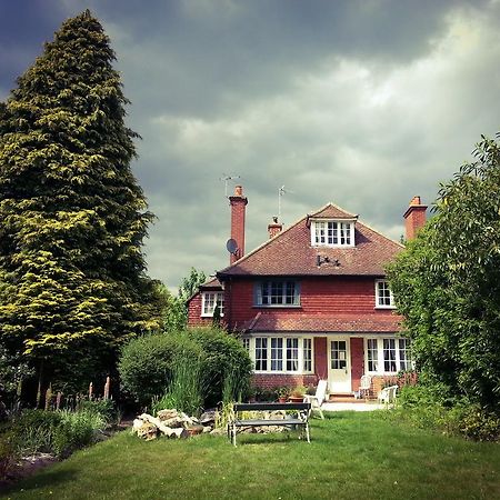 Rosemead Guest House Claygate Dış mekan fotoğraf