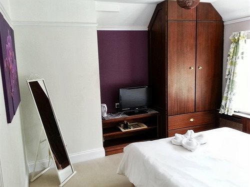 Rosemead Guest House Claygate Dış mekan fotoğraf